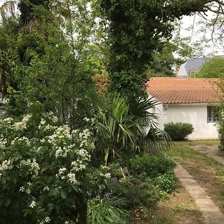 Дом отдыха Agreable Proche De La