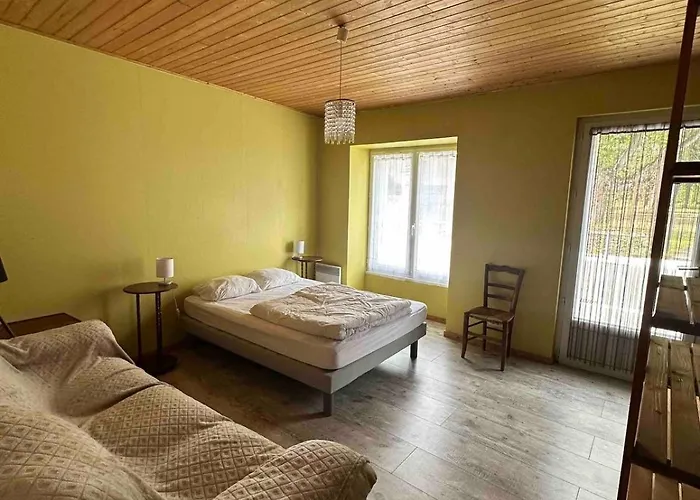 Agreable Proche De La Semesterbostad